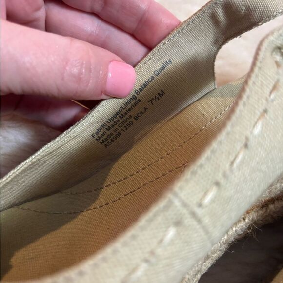 Naturalizer Cream Espadrilles with Peep-Toe and Slingback Design - Picture 4 of 6